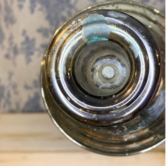 Pair of Vintage F. B. Rogers Silverplated Candlesticks Japan - Picture 7 of 8